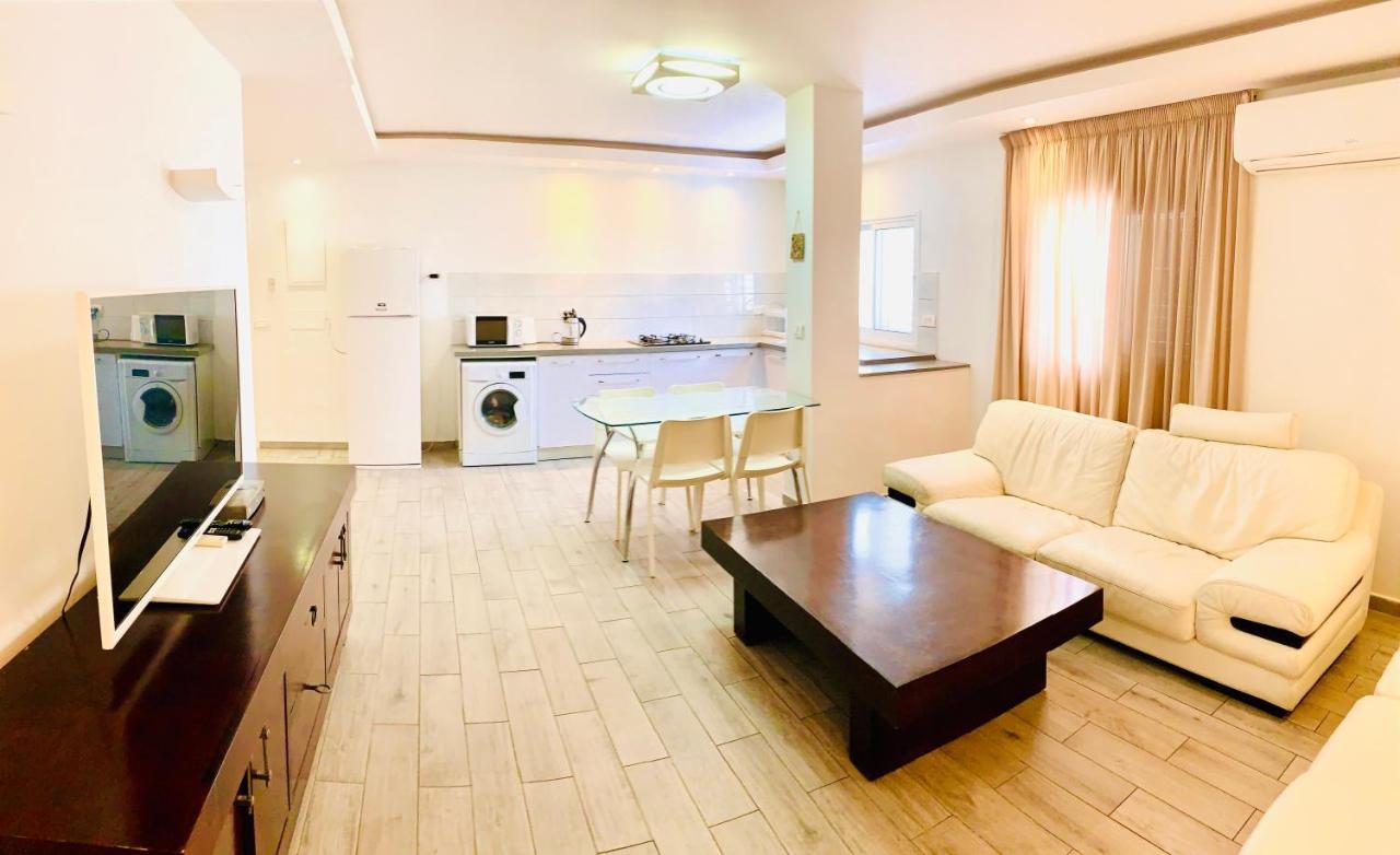 Royal Lea Apartmens Netanya Exterior foto